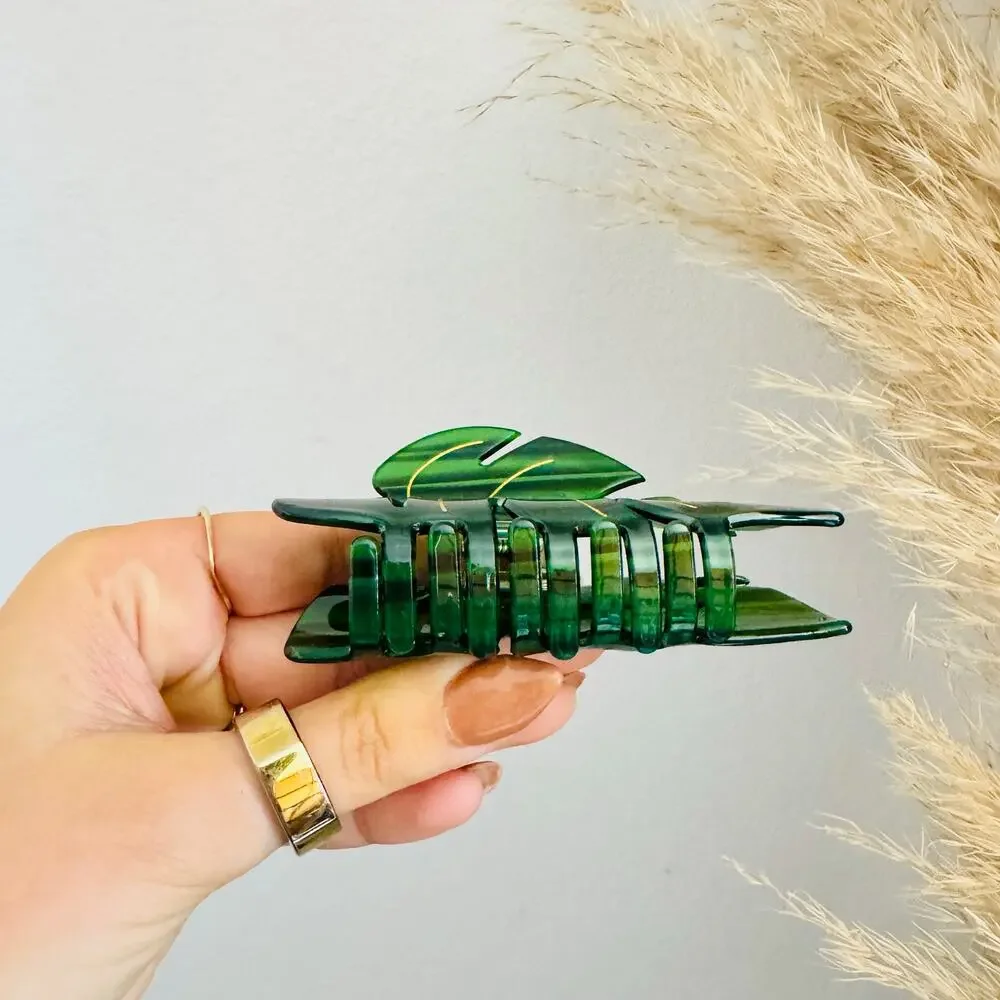 NEW ANTHROPOLOGIE Dark Green Gold Palm Monstera Leaf Plastic Hair Claw Clip